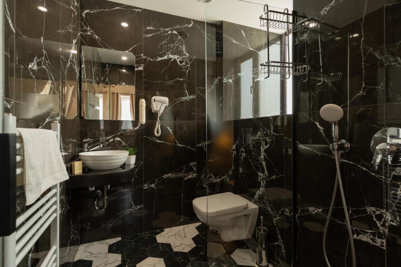 Tsarevets Boutique Hotel & Spa เวลีคอเทอร์โนโว ภายนอก รูปภาพ